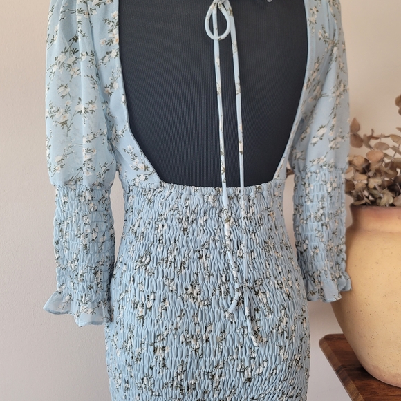 Cottagecore Light Blue Ditsy Floral Smocked Midi Dress Prairie Milkmaid Sz S - Picture 8 of 8